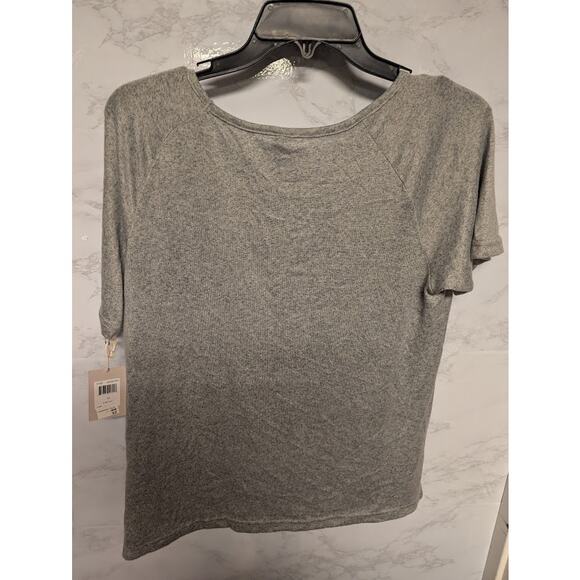 NEW ED Ellen Degeneres graphic Tee LOVE heathered gray Tshirt Size Medium Cozy - Picture 2 of 7